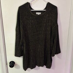 Ava & Viv - Black and Gold Top - Size 3X